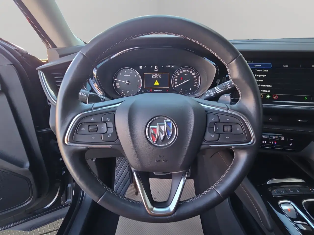 Buick Envision photo Buick Envision