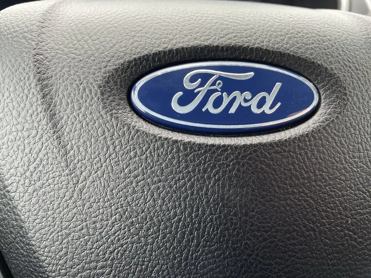 Ford Edge снимка Ford Edge