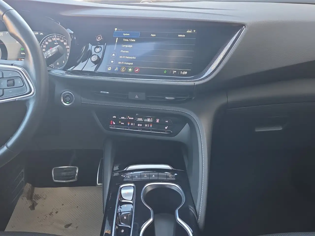 Buick Envision photo Buick Envision