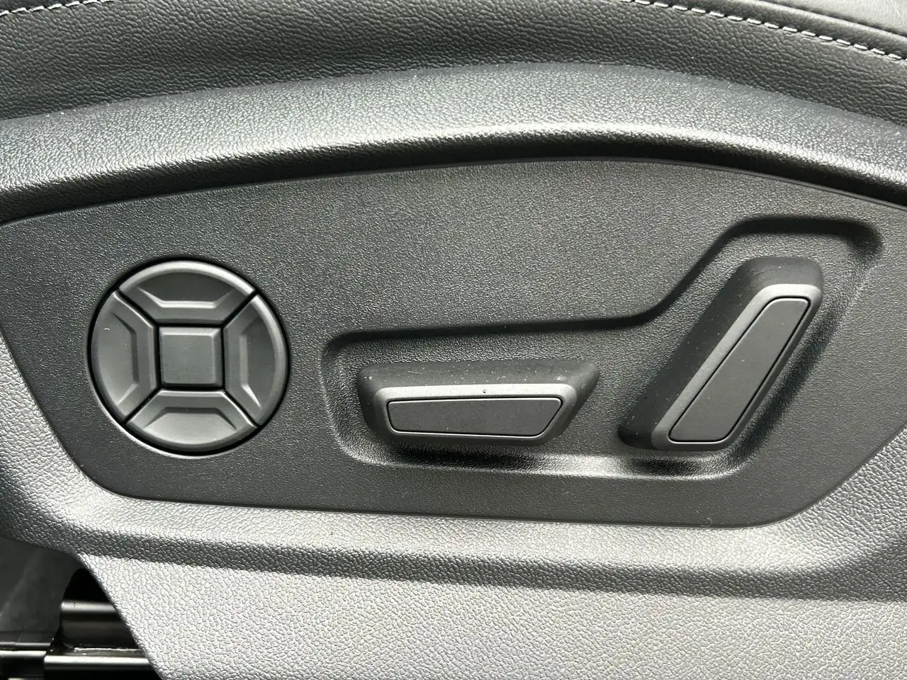 Audi Q7 fotografie Audi Q7