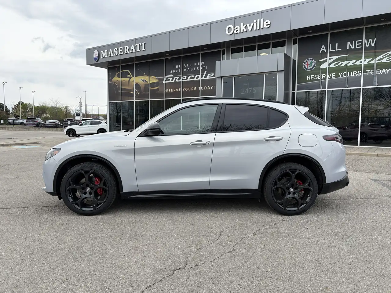 Alfa Romeo Stelvio снимка Alfa Romeo Stelvio
