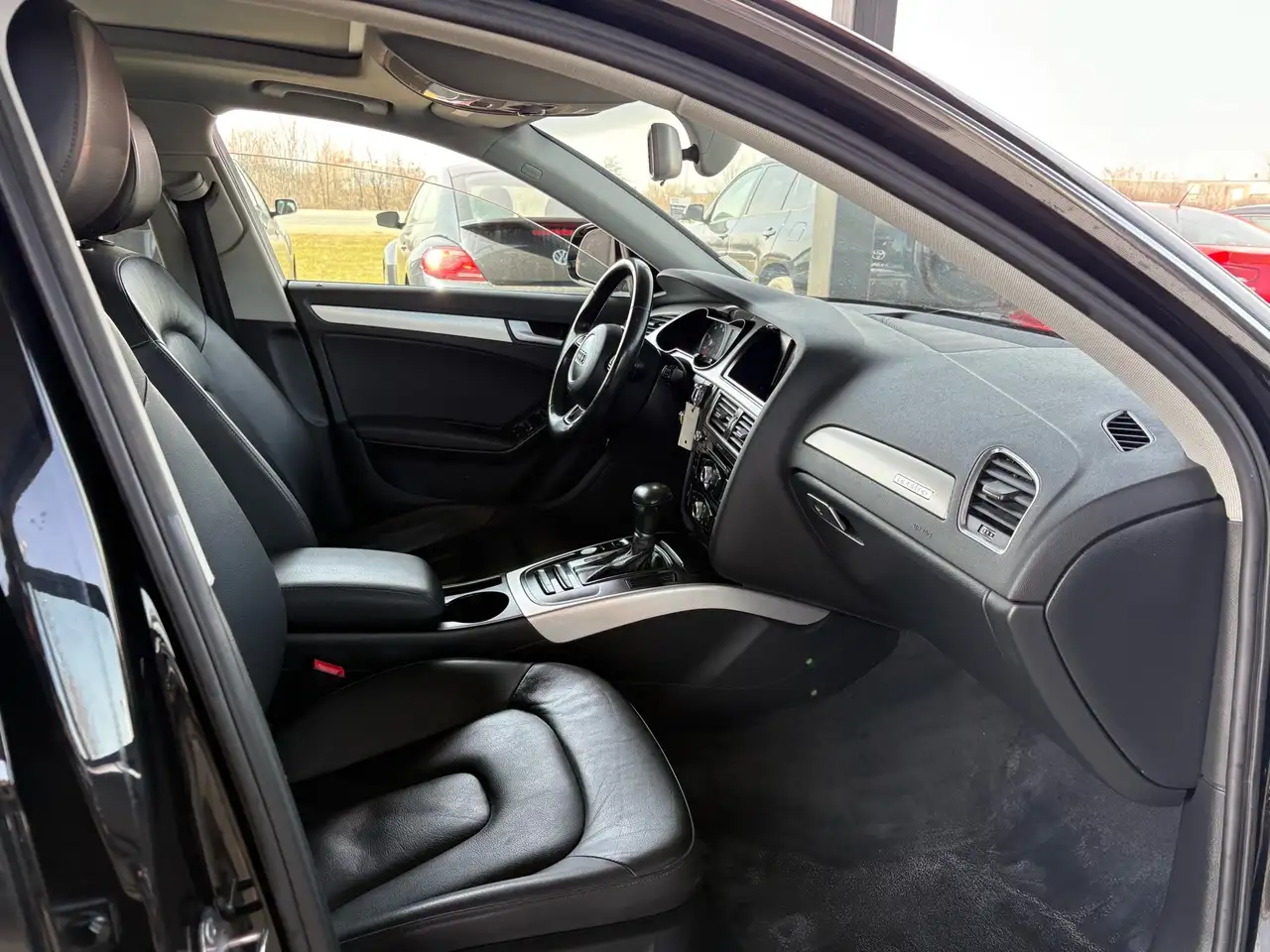 Audi A4 снимка Audi A4