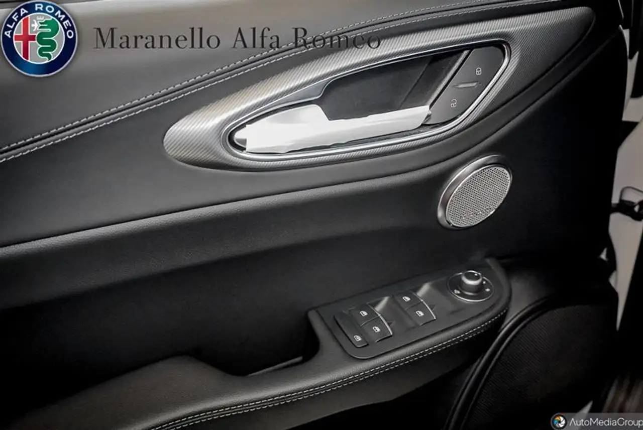 Alfa Romeo Giulia fotografie Alfa Romeo Giulia