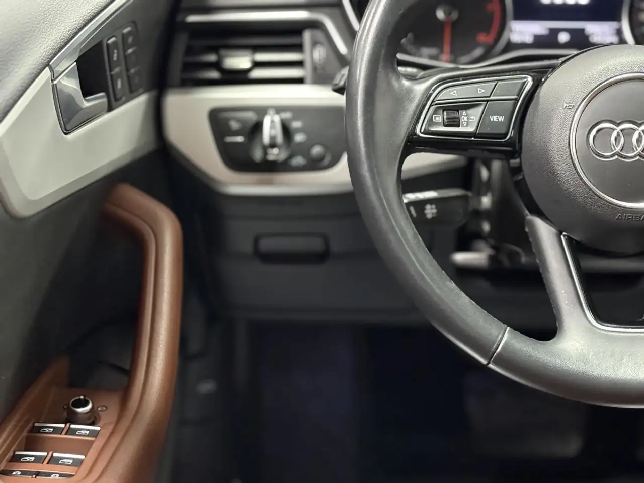 Audi A4 снимка Audi A4