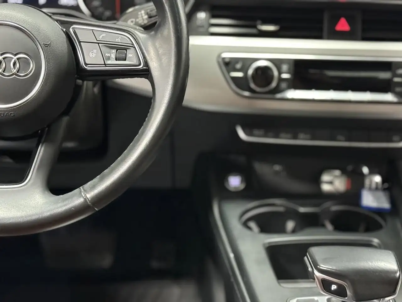 Audi A4 снимка Audi A4