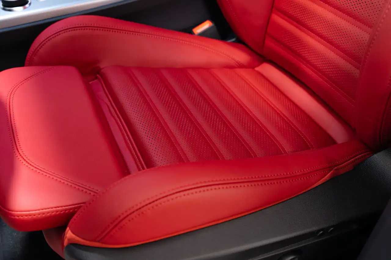 Alfa Romeo Stelvio снимка Alfa Romeo Stelvio