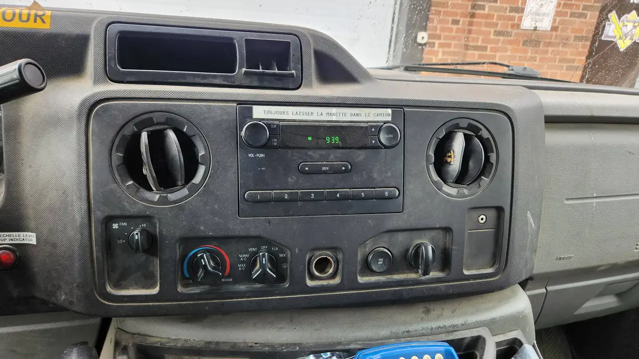 Ford Econoline снимка Ford Econoline
