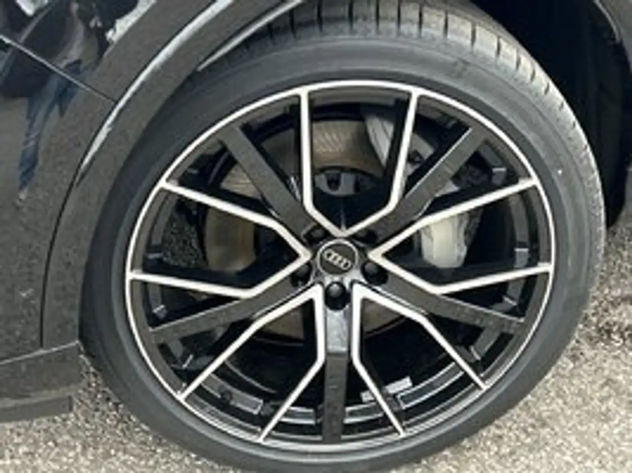 Audi Q7 photo Audi Q7