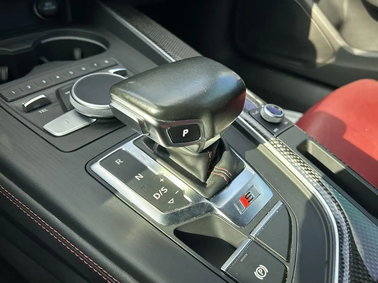 Audi S4 снимка Audi S4