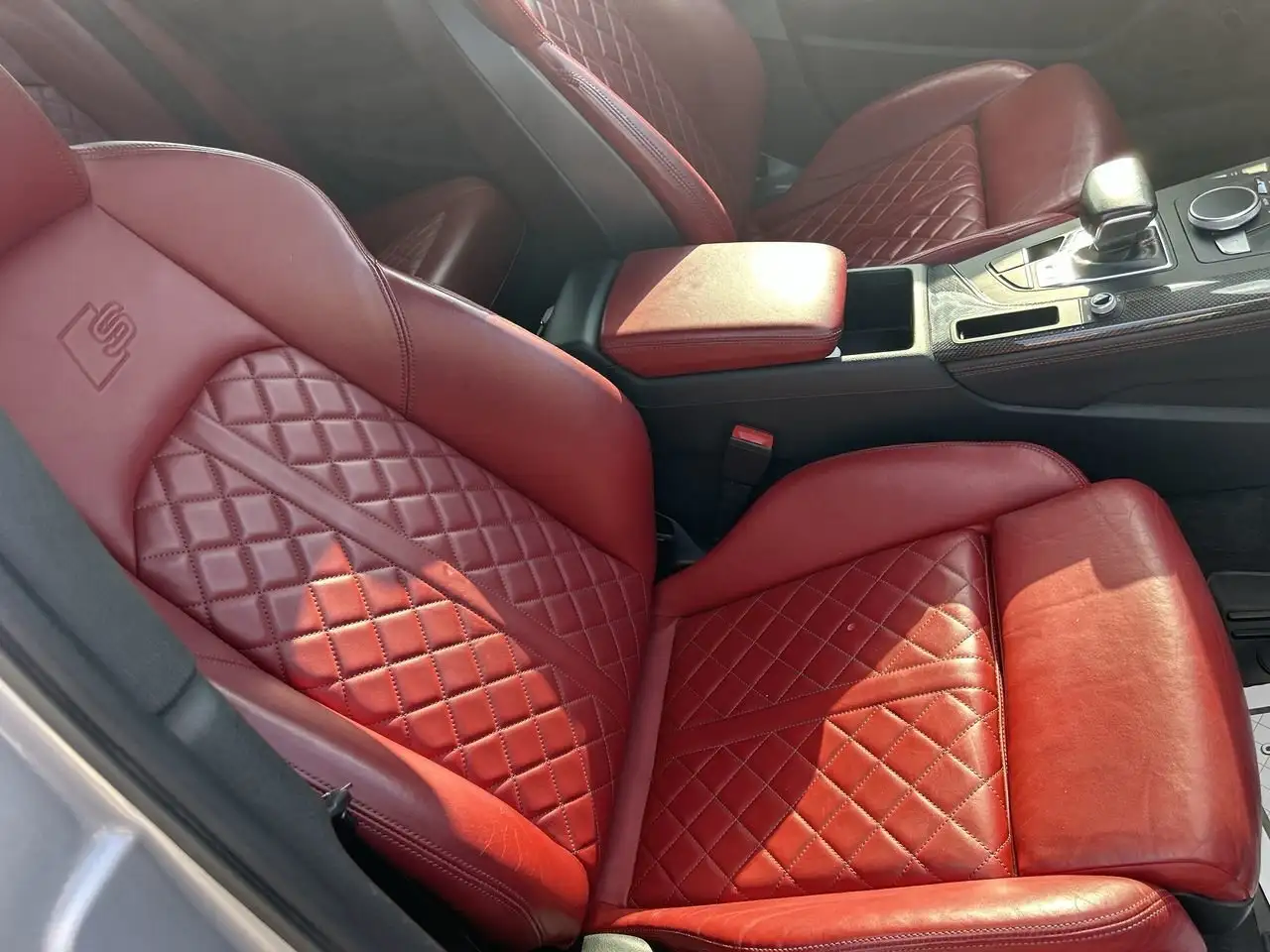 Audi S4 снимка Audi S4