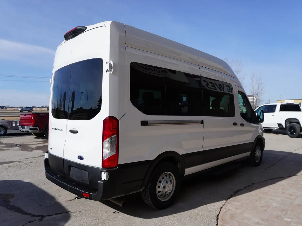 Ford Transit Passenger Wagon fotografie Ford Transit Passenger Wagon