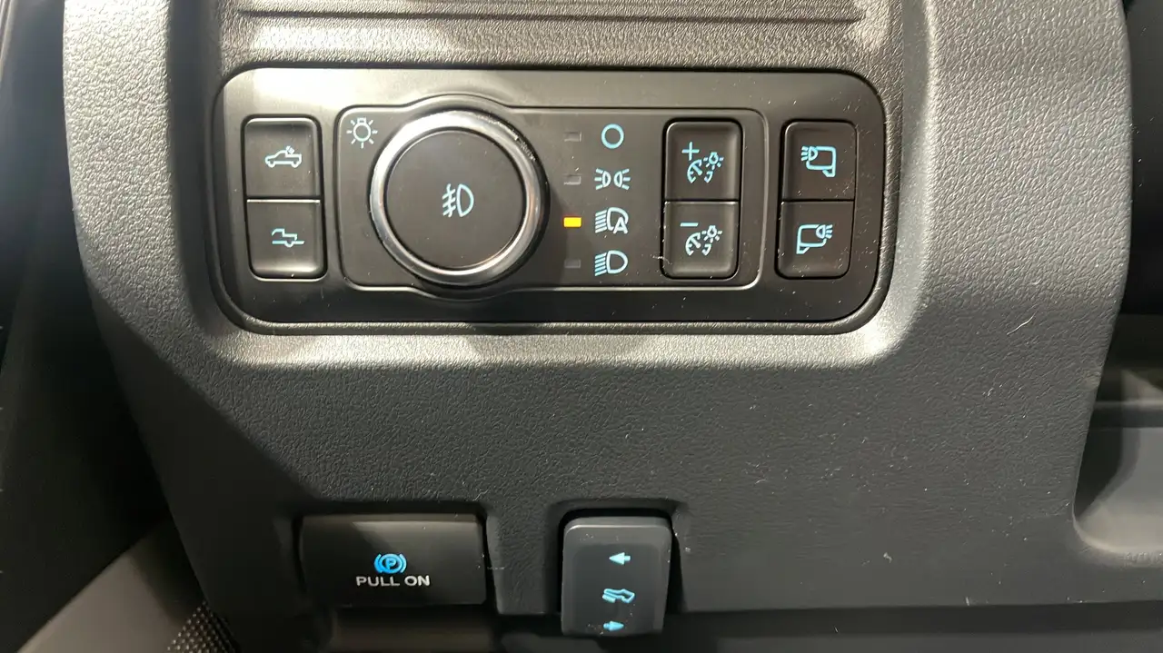 Ford F 350 снимка Ford F 350