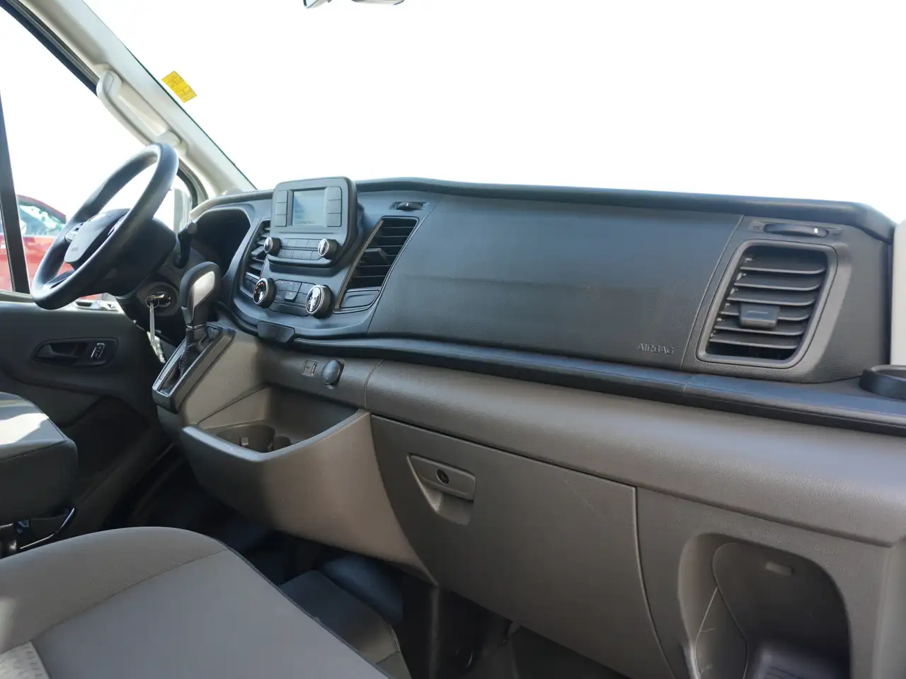 Ford Transit Passenger Wagon fotografie Ford Transit Passenger Wagon