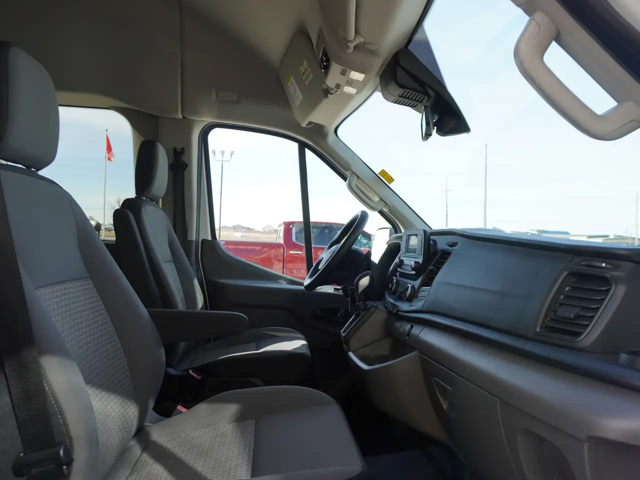 Ford Transit Passenger Wagon fotografie Ford Transit Passenger Wagon
