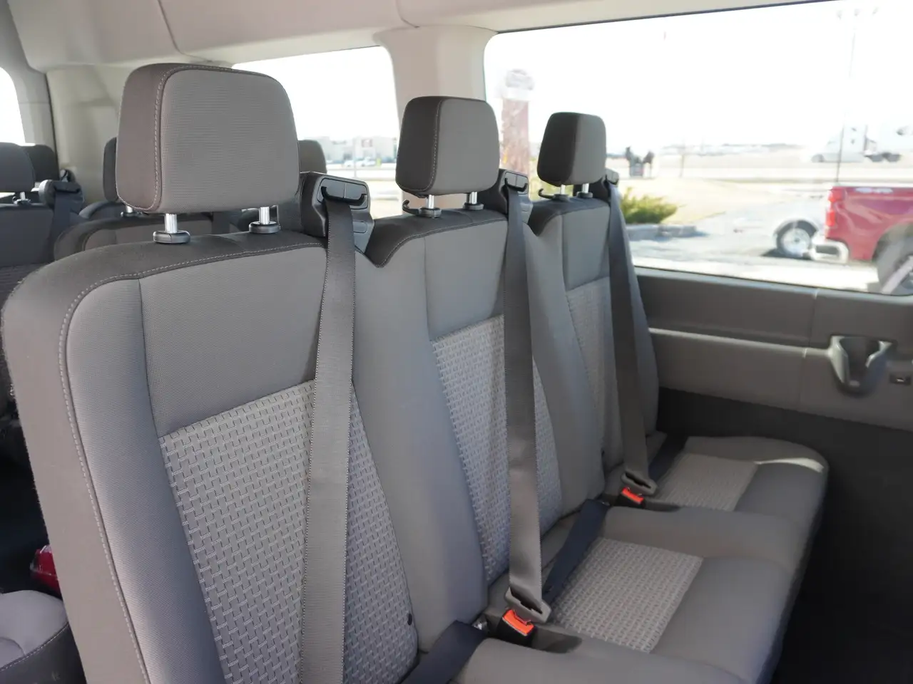 Ford Transit Passenger Wagon fotografie Ford Transit Passenger Wagon
