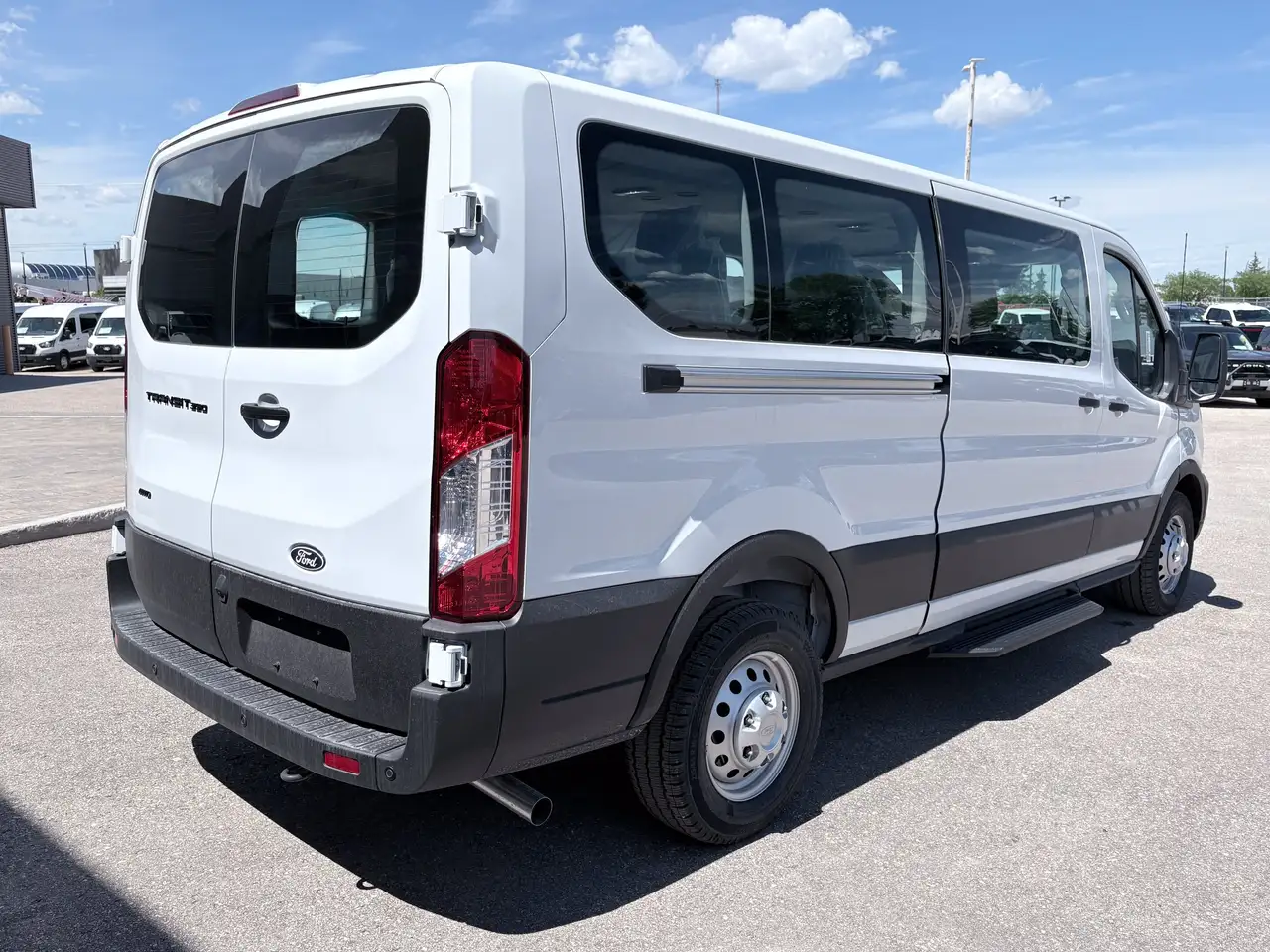 Ford Transit Passenger Wagon снимка Ford Transit Passenger Wagon