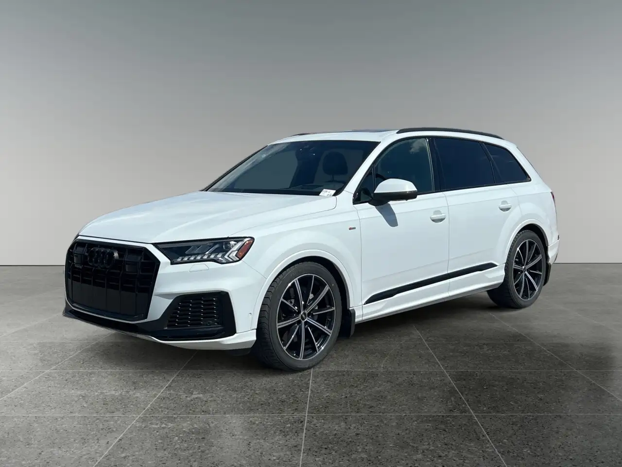 2023 Audi Q7 photo 2023 Audi Q7