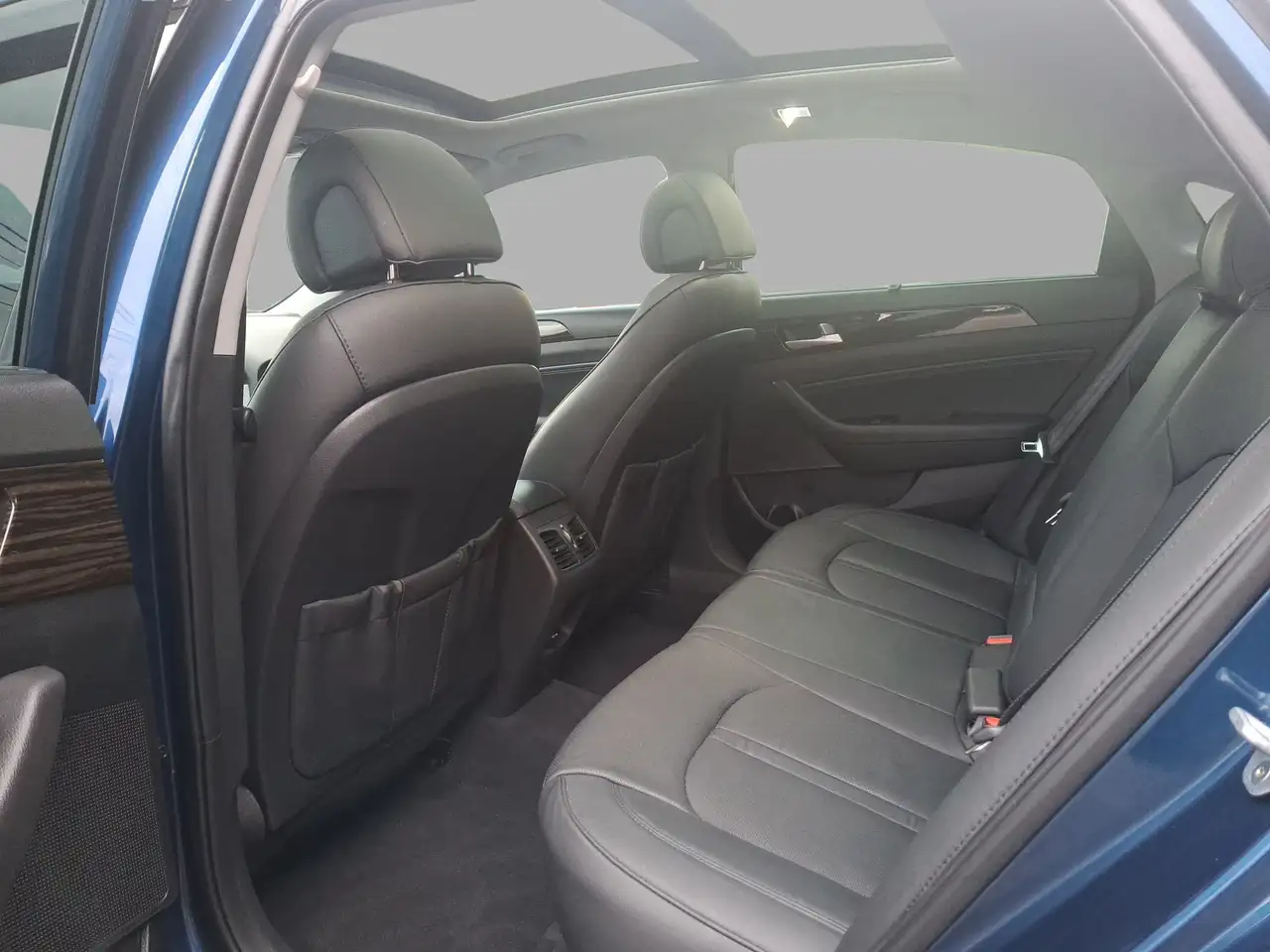 Hyundai SONATA снимка Hyundai SONATA