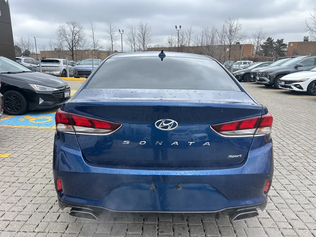 Hyundai SONATA снимка Hyundai SONATA