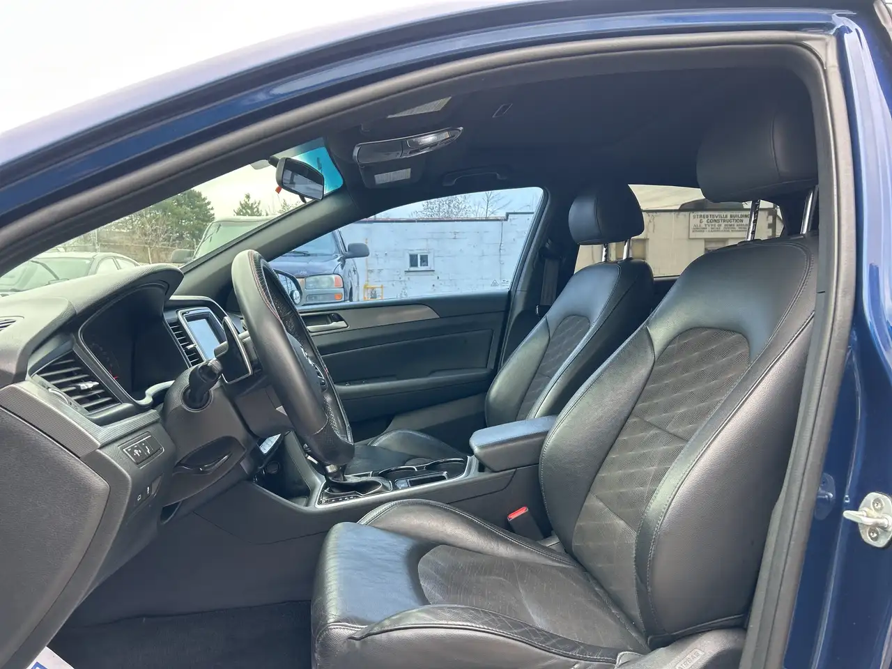Hyundai SONATA снимка Hyundai SONATA