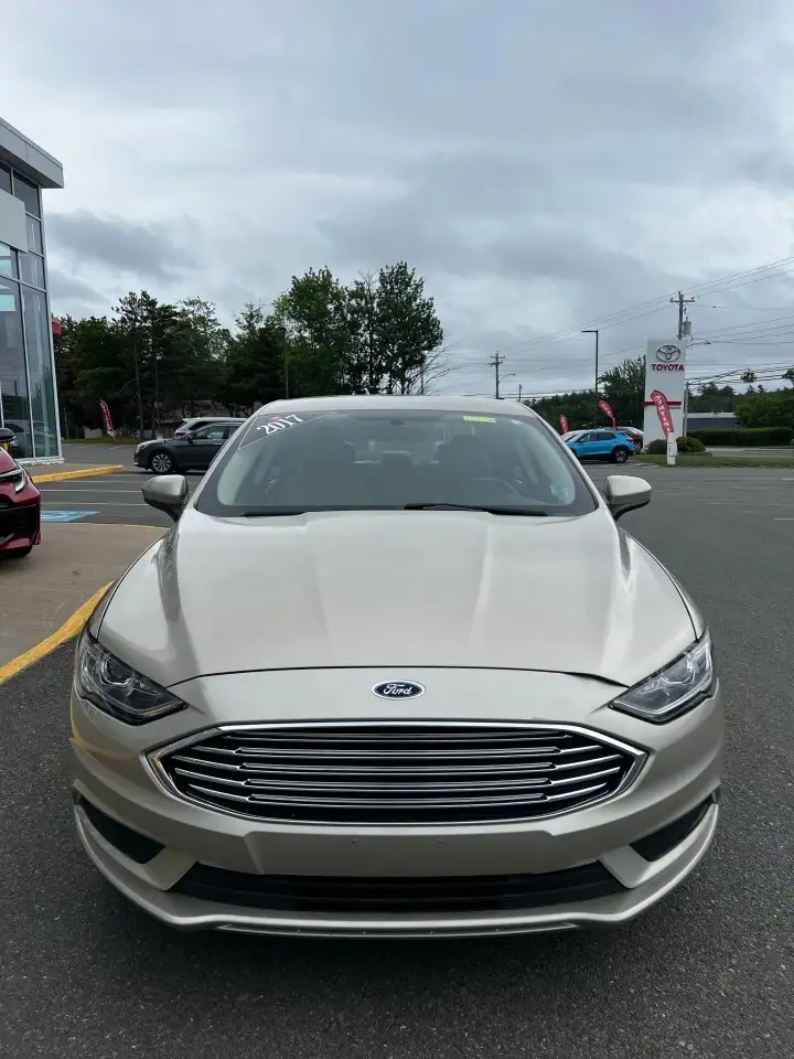 Ford Fusion photo Ford Fusion