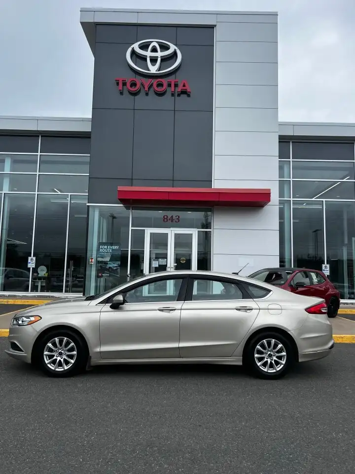 Ford Fusion photo Ford Fusion