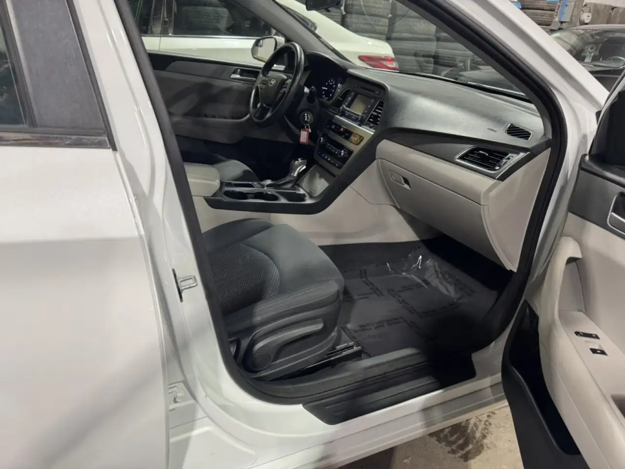 Hyundai SONATA снимка Hyundai SONATA