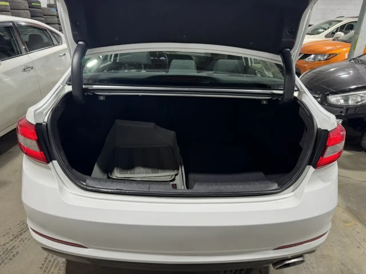 Hyundai SONATA снимка Hyundai SONATA