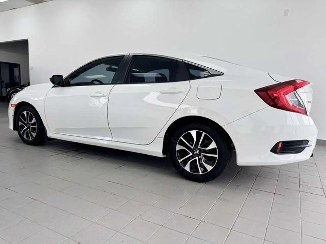Honda Civic photo Honda Civic