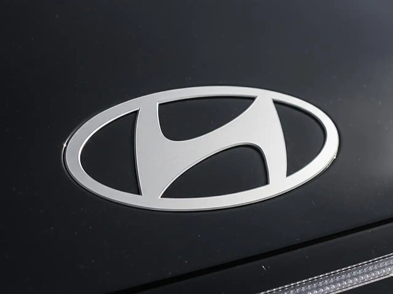 Hyundai SONATA photo Hyundai SONATA
