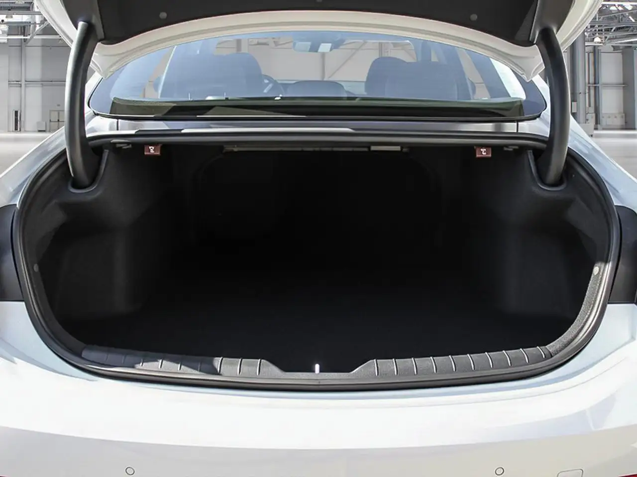 Hyundai SONATA снимка Hyundai SONATA