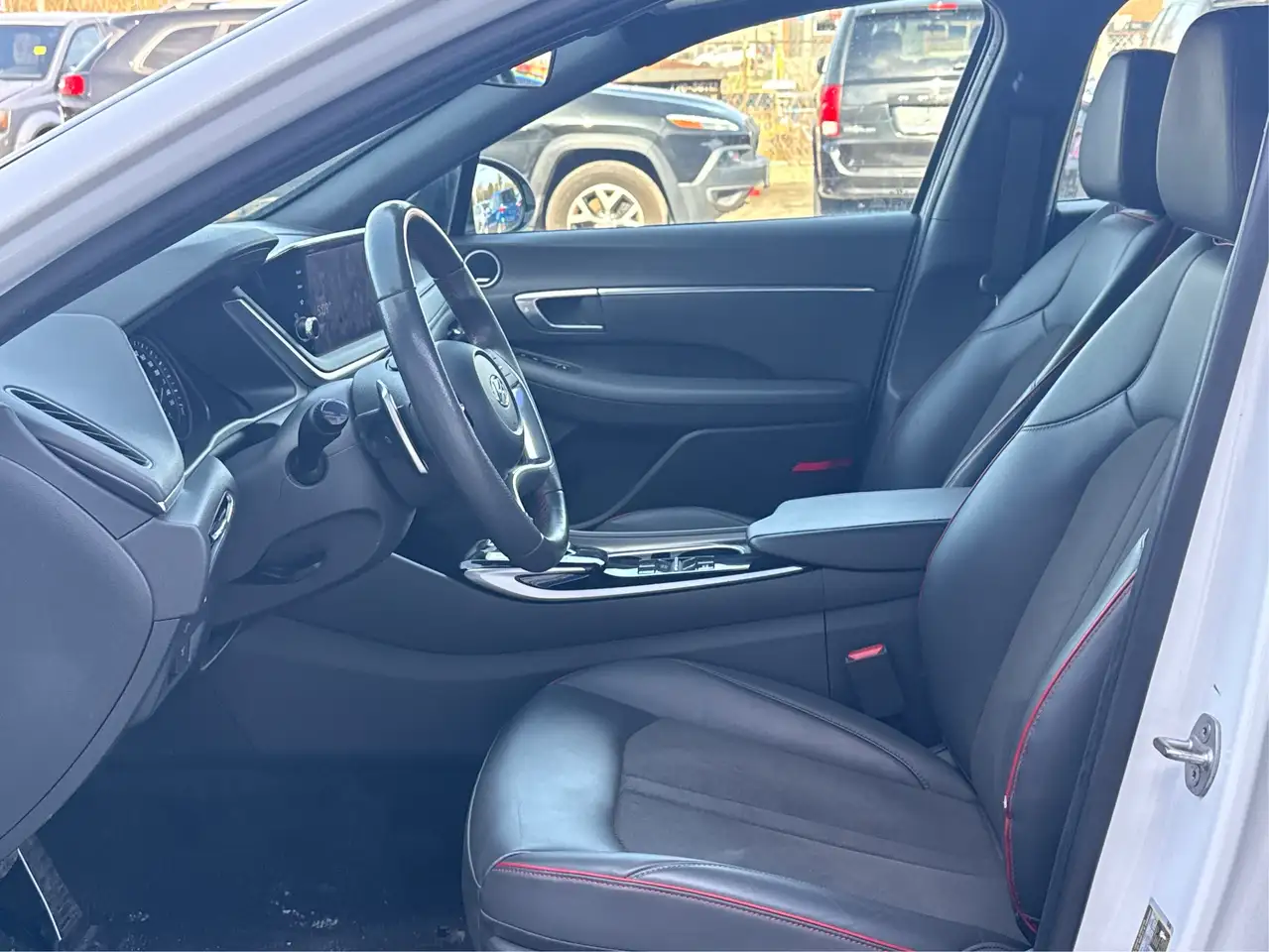 Hyundai SONATA снимка Hyundai SONATA