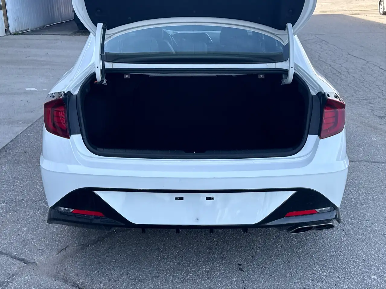 Hyundai SONATA снимка Hyundai SONATA