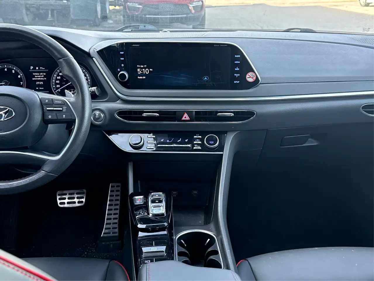 Hyundai SONATA снимка Hyundai SONATA