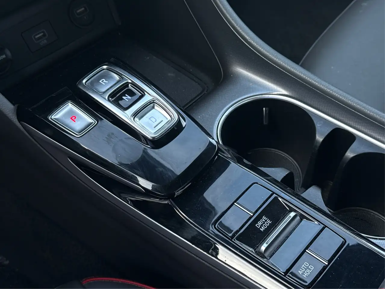 Hyundai SONATA снимка Hyundai SONATA