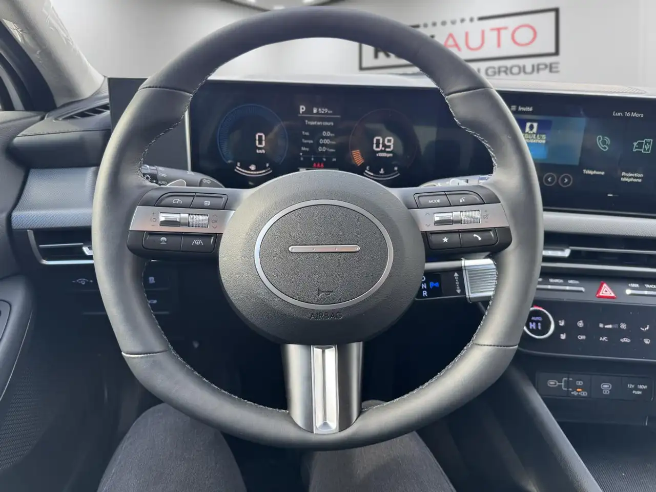 Hyundai SONATA снимка Hyundai SONATA