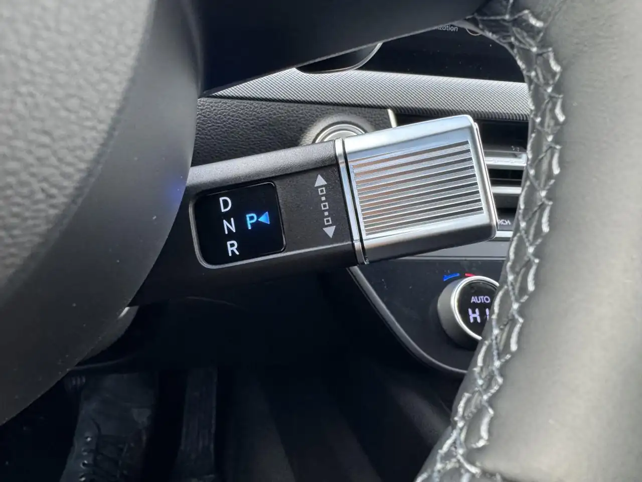 Hyundai SONATA снимка Hyundai SONATA