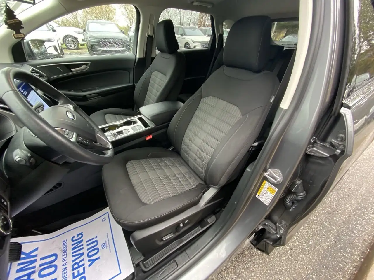 Ford Edge снимка Ford Edge