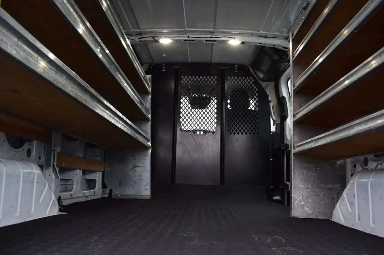 Ford Transit Cargo Van снимка Ford Transit Cargo Van
