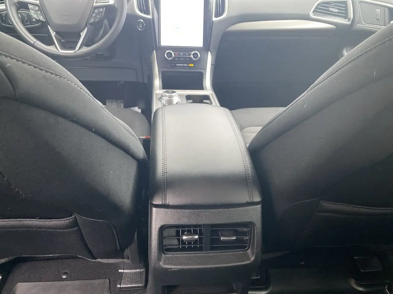 Ford Edge снимка Ford Edge