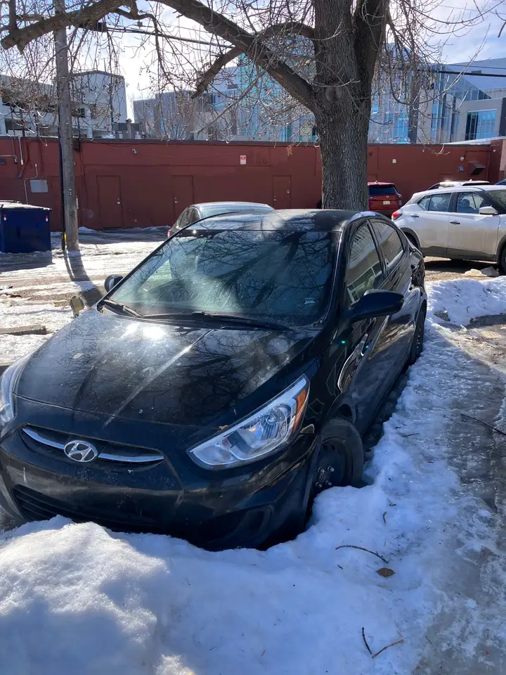 Hyundai ACCENT photo Hyundai ACCENT