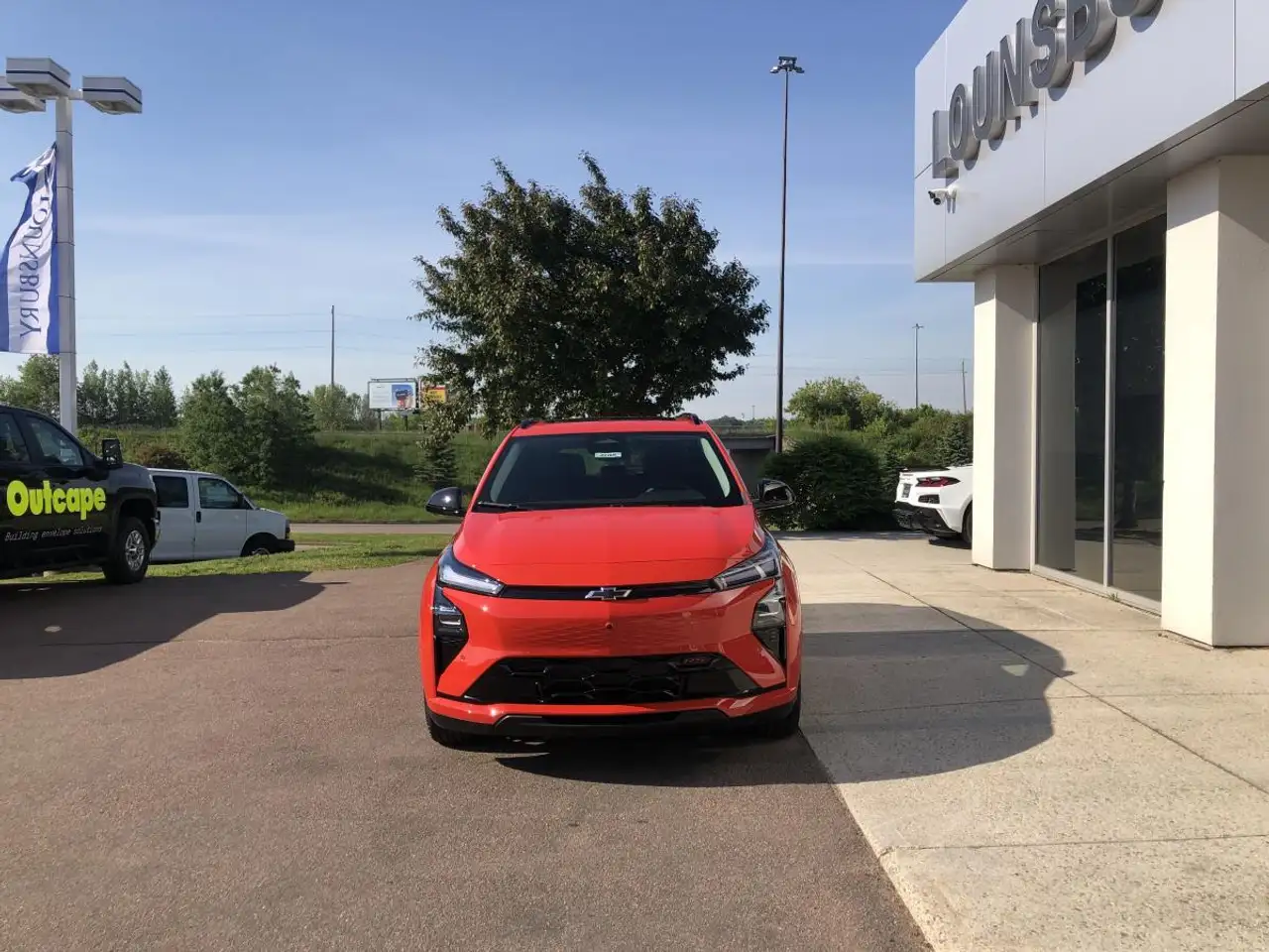 Chevrolet Bolt photo Chevrolet Bolt