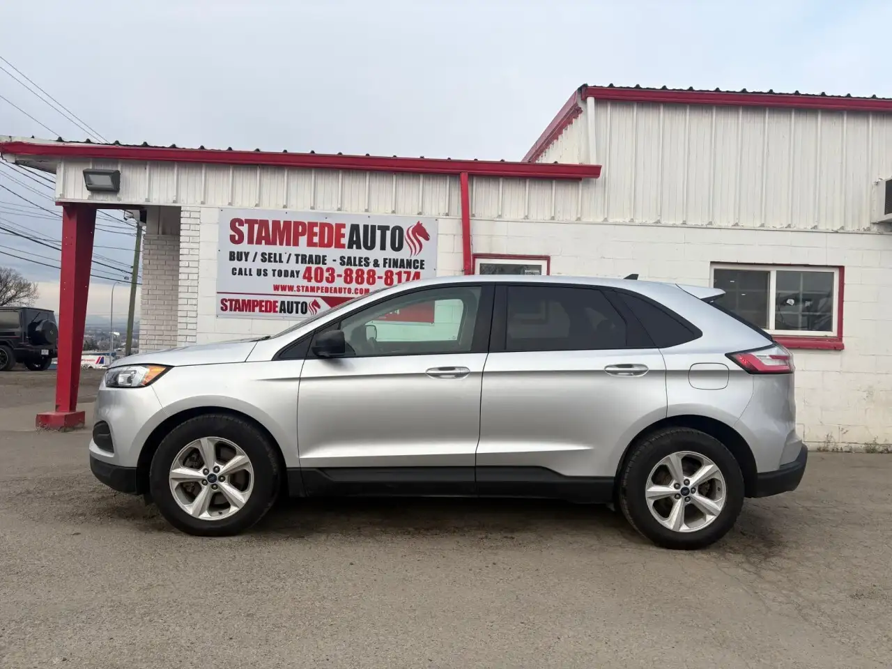 Ford Edge photo Ford Edge