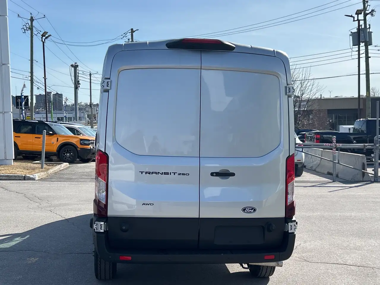 Ford Transit Cargo Van снимка Ford Transit Cargo Van
