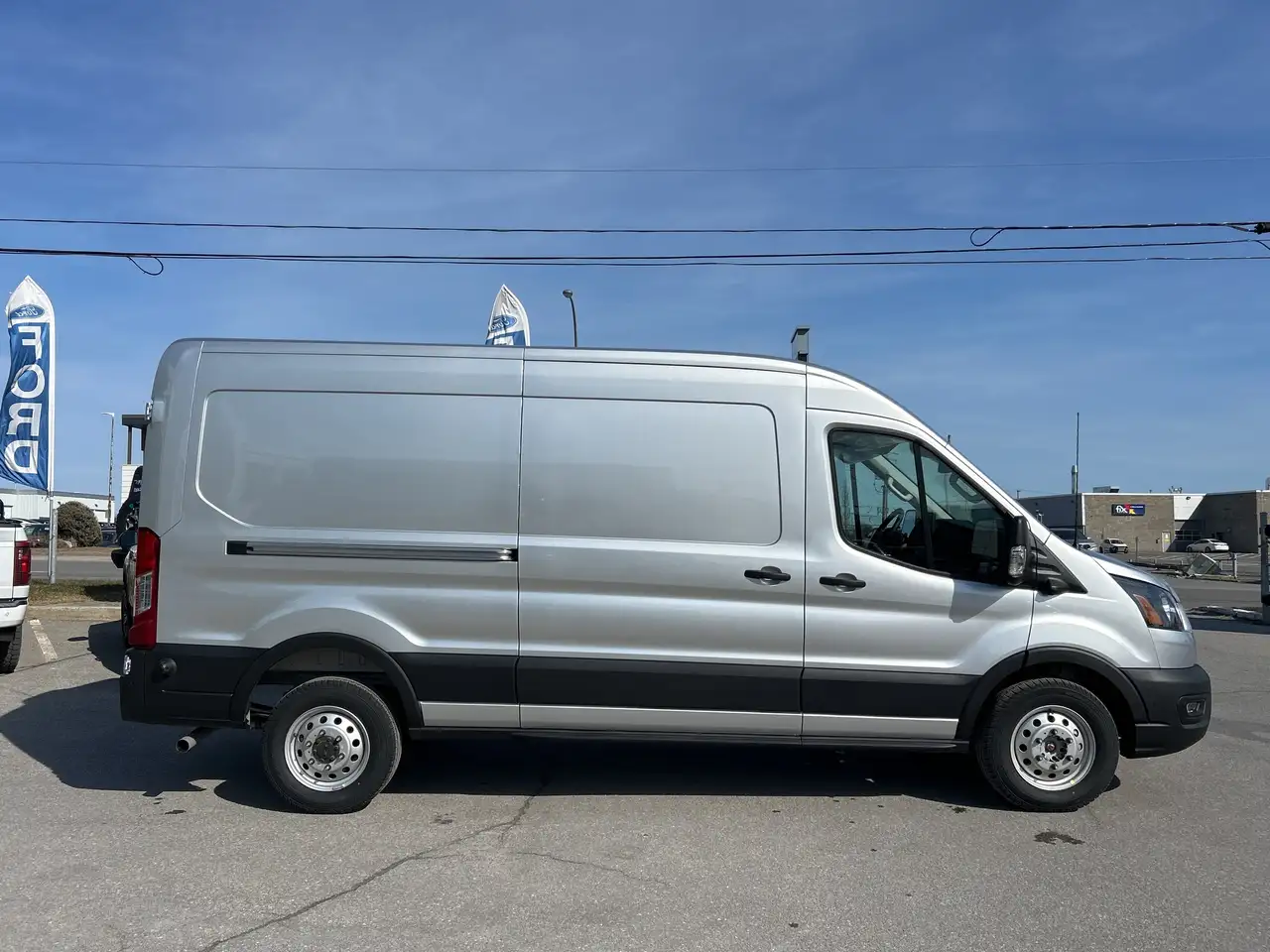 Ford Transit Cargo Van снимка Ford Transit Cargo Van