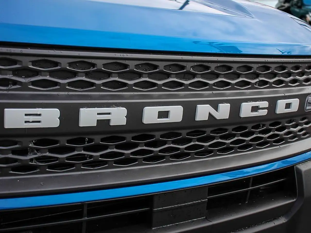 Ford Bronco Sport photo Ford Bronco Sport