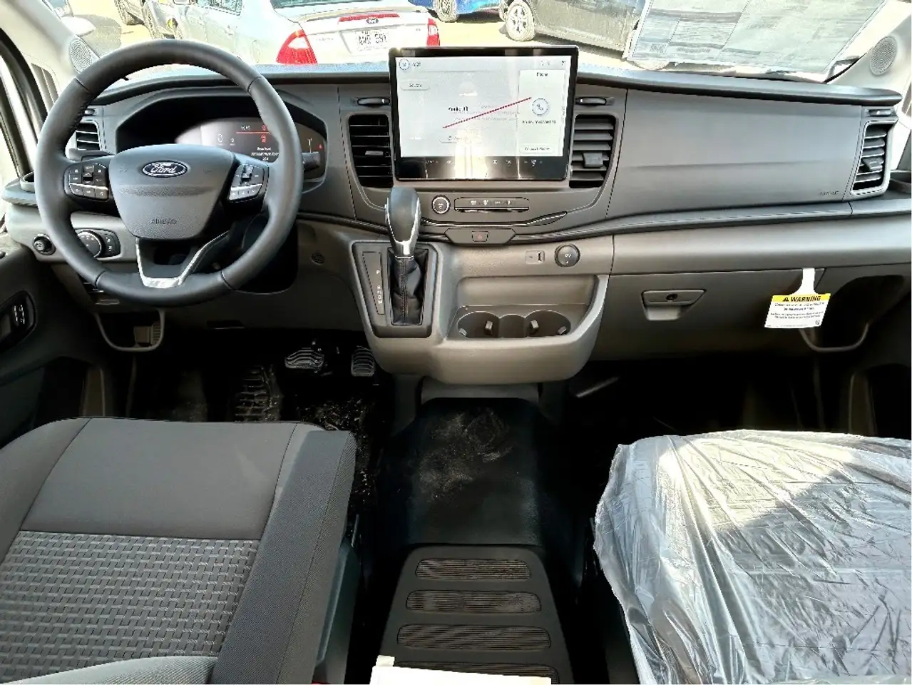 Ford Transit Cargo Van снимка Ford Transit Cargo Van