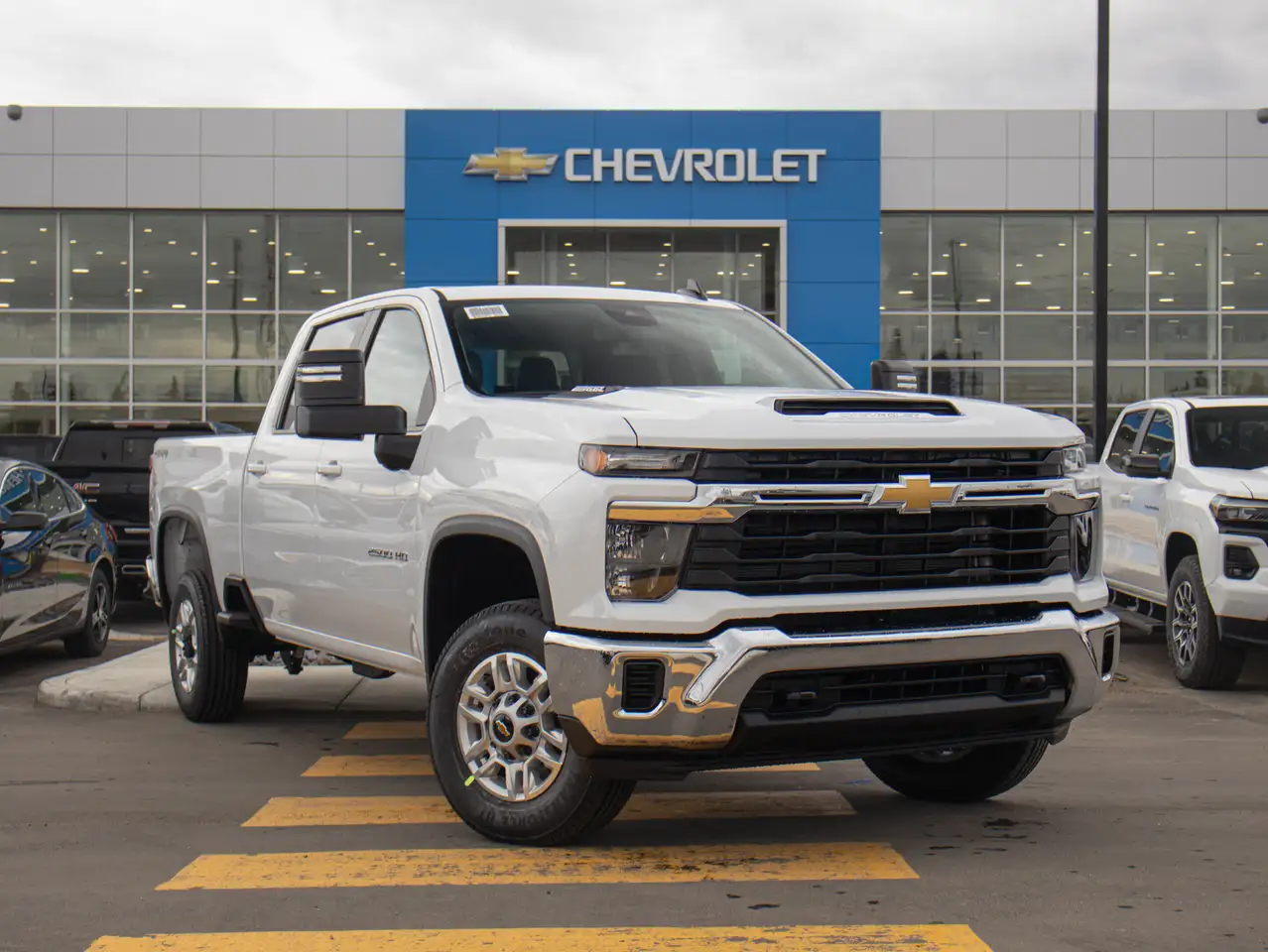 Chevrolet Silverado 2500 photo Chevrolet Silverado 2500