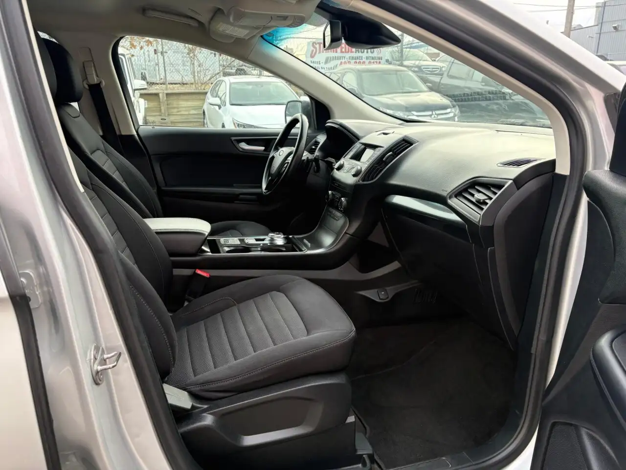 Ford Edge photo Ford Edge