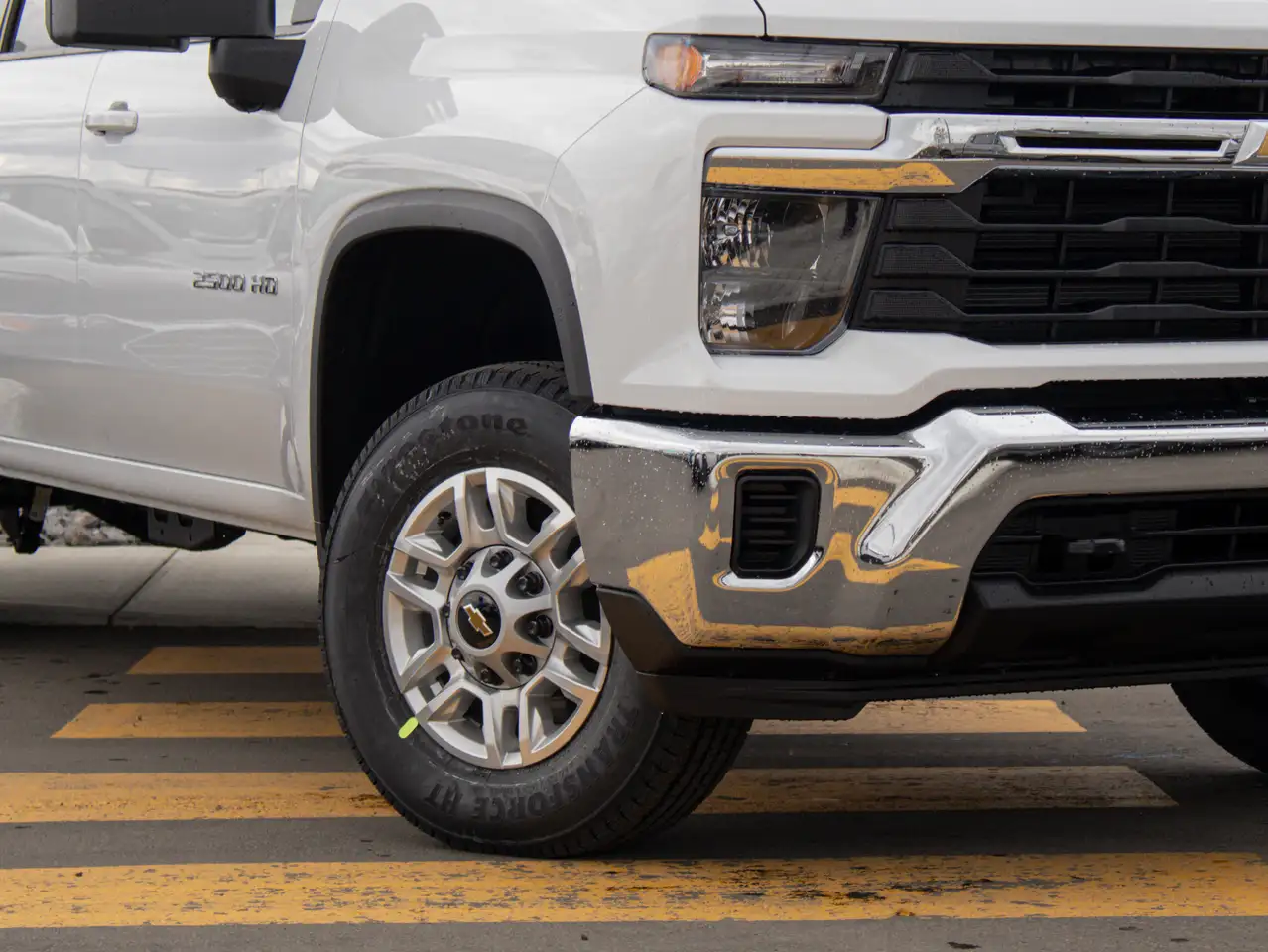 Chevrolet Silverado 2500 photo Chevrolet Silverado 2500